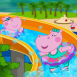 水上公园有趣的水上滑梯